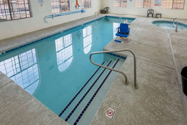 Pool 26 of 36