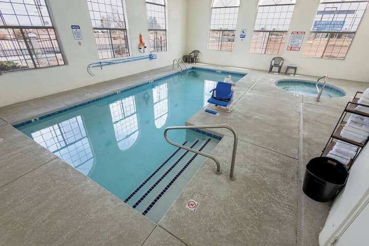Pool 23 of 36